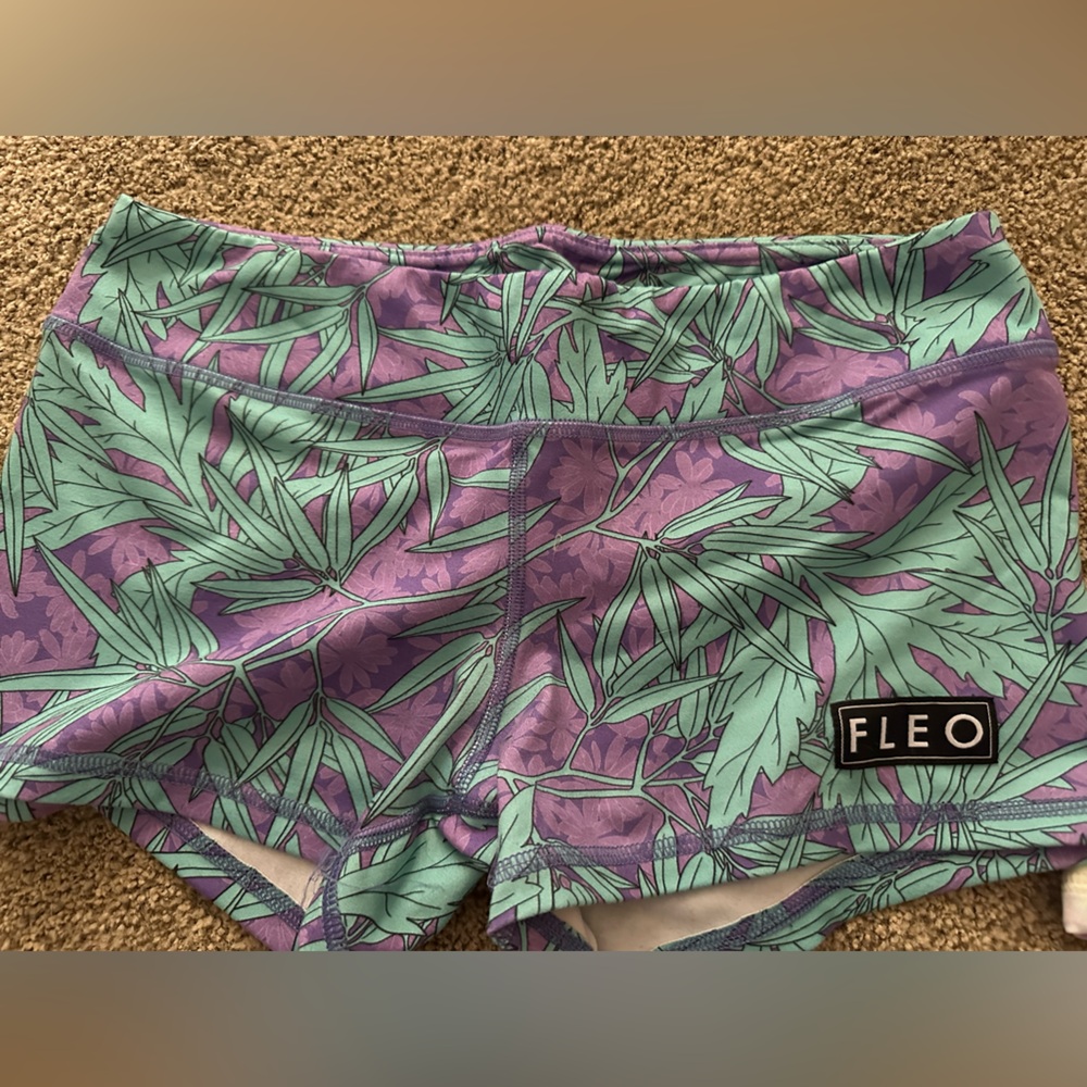 Fleo shorts size large 3 pairs